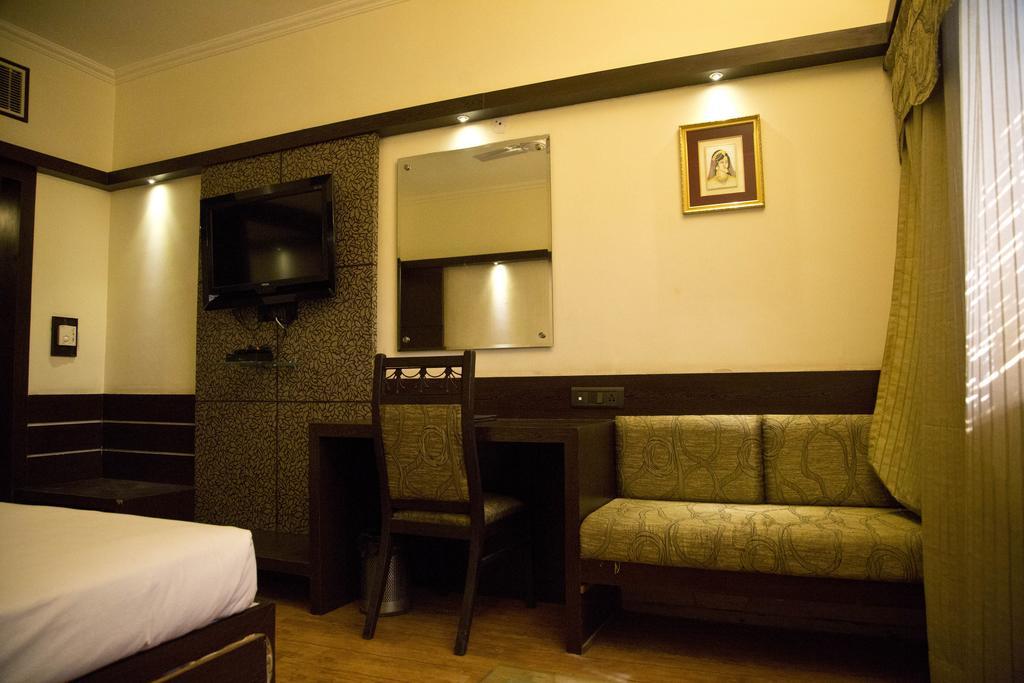 The Rajshahi Palace Hotel Indaur Kültér fotó