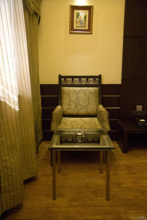The Rajshahi Palace Hotel Indaur Kültér fotó