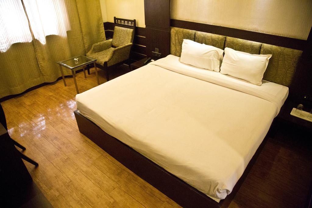 The Rajshahi Palace Hotel Indaur Szoba fotó